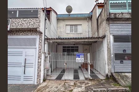 Fachada de casa para alugar com 2 quartos, 193m² em Vila Palmares, Santo André