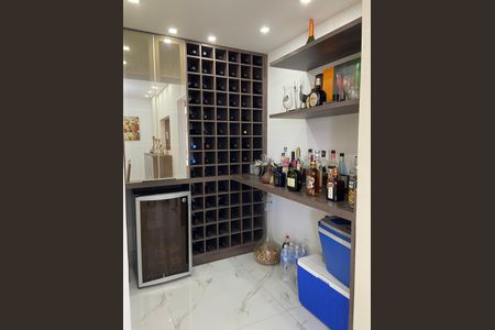 Apartamento à venda com 171m², 3 quartos e 3 vagasSala - Bar