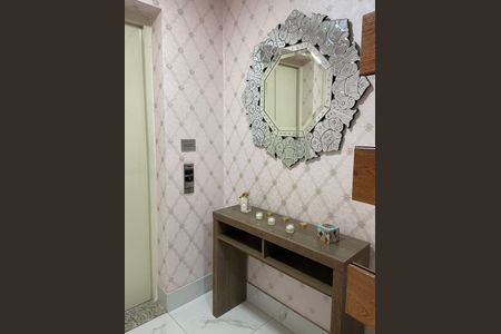 Apartamento à venda com 171m², 3 quartos e 3 vagasHall de entrada