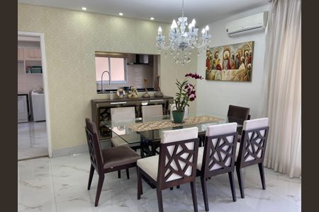 Apartamento à venda com 171m², 3 quartos e 3 vagasSala