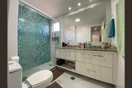 Apartamento à venda com 171m², 3 quartos e 3 vagasQuarto 3 - Banheiro