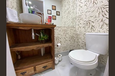 Apartamento à venda com 171m², 3 quartos e 3 vagasBanheiro