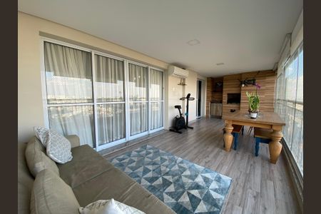 Apartamento à venda com 171m², 3 quartos e 3 vagasVaranda