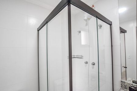Apartamento à venda com 55m², 1 quarto e 2 vagas Apartamento à venda com 55m², 1 quarto e 2 vagasBanheiro da Suíte