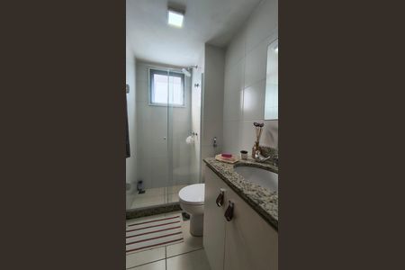 Apartamento à venda com 82m², 3 quartos e 2 vagas Apartamento à venda com 82m², 3 quartos e 2 vagasBanheiro da Suíte