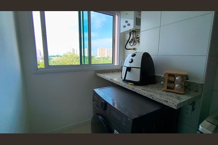 Apartamento à venda com 82m², 3 quartos e 2 vagas Apartamento à venda com 82m², 3 quartos e 2 vagasCozinha e Área de Serviço