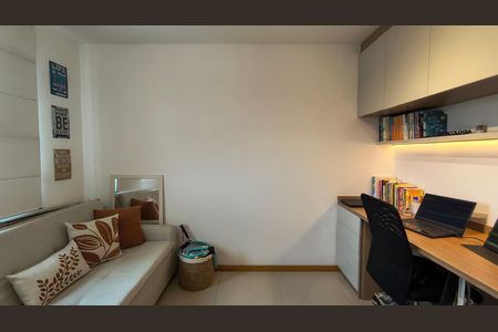 Apartamento à venda com 82m², 3 quartos e 2 vagas Apartamento à venda com 82m², 3 quartos e 2 vagasQuarto 1