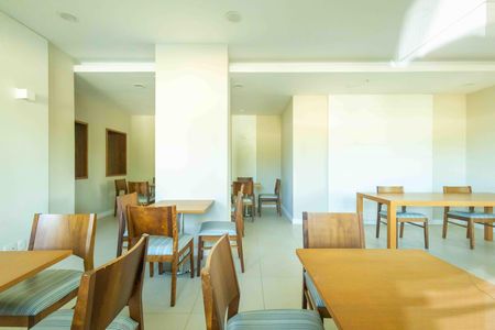 Apartamento à venda com 82m², 3 quartos e 2 vagas Apartamento à venda com 82m², 3 quartos e 2 vagasÁrea Comum