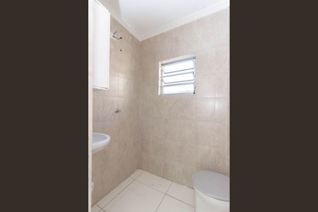 Banheiro de casa para alugar com 1 quarto, 26m² em Parque Itaberaba, São Paulo