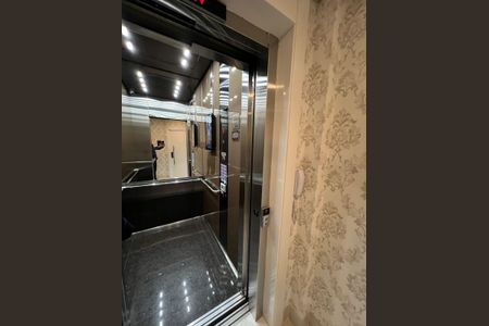 Apartamento à venda com 278m², 3 quartos e 5 vagasÁrea externa