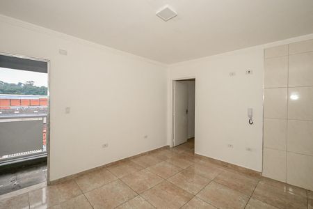 Cozinha de kitnet/studio para alugar com 1 quarto, 60m² em Vila Francisco Remeikis, Taboão da Serra