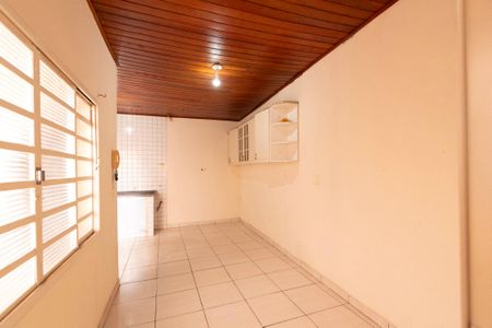 Casa para alugar com 330m², 4 quartos e 4 vagas Casa para alugar com 330m², 4 quartos e 4 vagasEdícula