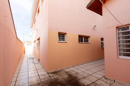 Casa para alugar com 330m², 4 quartos e 4 vagas Casa para alugar com 330m², 4 quartos e 4 vagasQuintal
