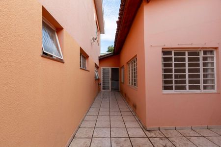 Casa para alugar com 330m², 4 quartos e 4 vagas Casa para alugar com 330m², 4 quartos e 4 vagasQuintal