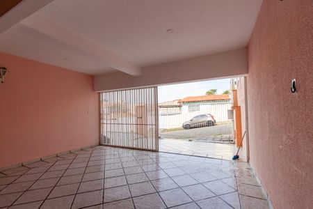 Casa para alugar com 330m², 4 quartos e 4 vagas Casa para alugar com 330m², 4 quartos e 4 vagasGaragem