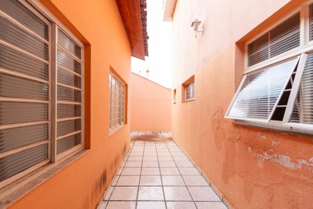Casa para alugar com 330m², 4 quartos e 4 vagas Casa para alugar com 330m², 4 quartos e 4 vagasQuintal