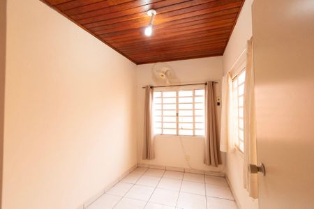 Casa para alugar com 330m², 4 quartos e 4 vagas Casa para alugar com 330m², 4 quartos e 4 vagasEdícula