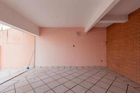 Casa para alugar com 330m², 4 quartos e 4 vagas Casa para alugar com 330m², 4 quartos e 4 vagasGaragem