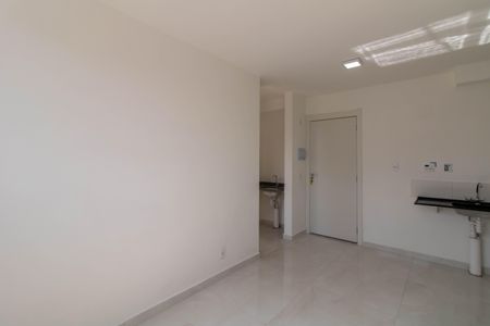 Sala de apartamento para alugar com 2 quartos, 35m² em Centro, Guarulhos