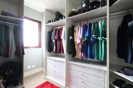 Apartamento para alugar com 94m², 2 quartos e 2 vagasCloset