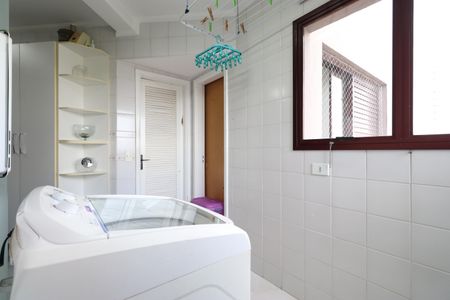 Apartamento para alugar com 94m², 2 quartos e 2 vagasCozinha e Área de Serviço