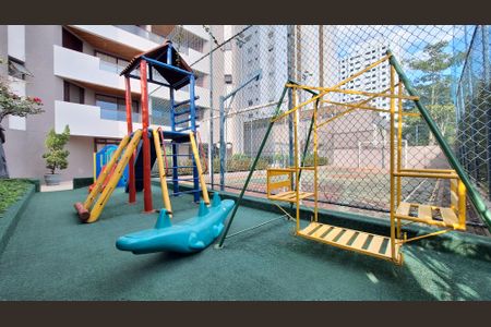 Apartamento para alugar com 94m², 2 quartos e 2 vagasÁrea comum - Playground