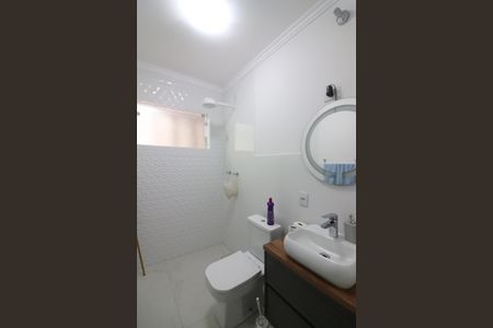 Casa para alugar com 200m², 3 quartos e 2 vagasBanheiro Social