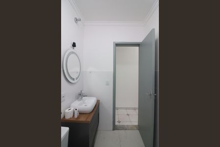 Casa para alugar com 200m², 3 quartos e 2 vagasBanheiro Social