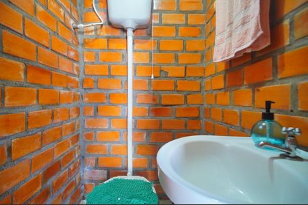 Casa à venda com 186m², 3 quartos e 2 vagasLavabo