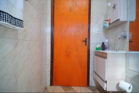 Casa à venda com 186m², 3 quartos e 2 vagasBanheiro