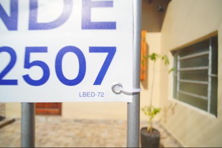 Casa à venda com 186m², 3 quartos e 2 vagasPlaca