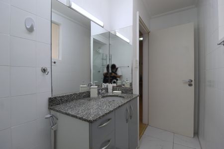 Apartamento à venda com 58m², 1 quarto e sem vagaBanheiro