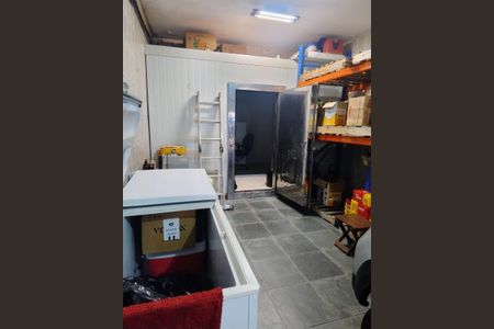 Casa à venda com 175m², 2 quartos e 3 vagasGaragem