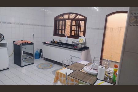 Casa à venda com 175m², 2 quartos e 3 vagasCozinha