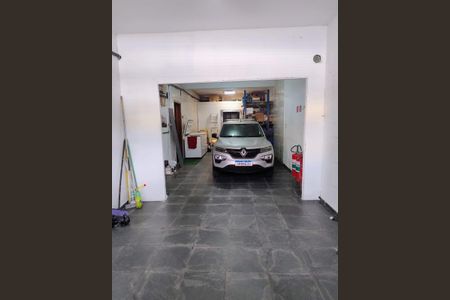 Casa à venda com 175m², 2 quartos e 3 vagasGaragem