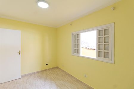 Quarto 1 de casa para alugar com 2 quartos, 110m² em Vila Silviania, Carapicuíba