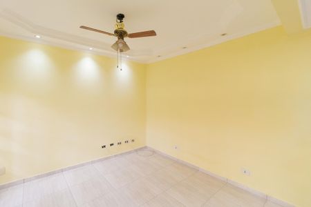 Sala de casa para alugar com 2 quartos, 110m² em Vila Silviania, Carapicuíba