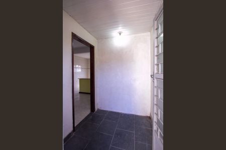 Casa para alugar com 80m², 2 quartos e sem vagaEntrada