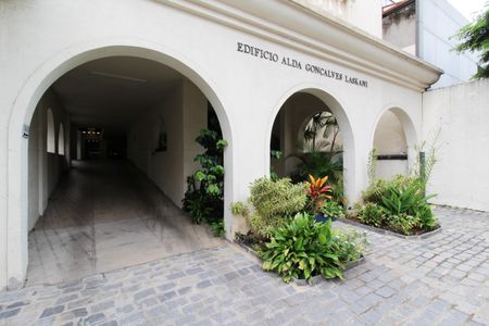 Apartamento à venda com 99m², 3 quartos e 1 vagaEntrada