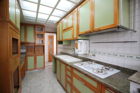Apartamento à venda com 99m², 3 quartos e 1 vagaCozinha
