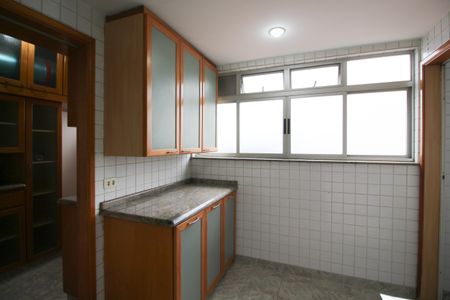 Apartamento à venda com 99m², 3 quartos e 1 vagaÁrea de Serviço