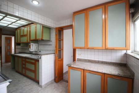 Apartamento à venda com 99m², 3 quartos e 1 vagaÁrea de Serviço