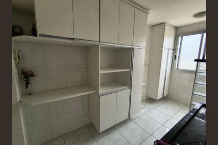 Apartamento à venda com 51m², 2 quartos e 1 vaga Apartamento à venda com 51m², 2 quartos e 1 vagaCozinha