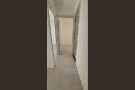 Corredor de apartamento para alugar com 2 quartos, 40m² em Ipanema, Porto Alegre