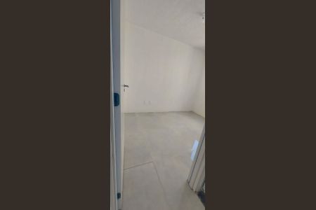 Quarto 1 de apartamento para alugar com 2 quartos, 40m² em Ipanema, Porto Alegre