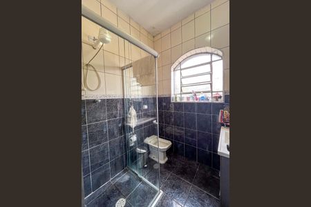Casa à venda com 150m², 5 quartos e 3 vagasCasa 1 - Banheiro 2