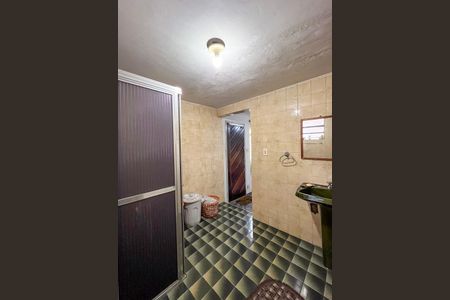 Casa à venda com 150m², 5 quartos e 3 vagasCasa 1 - Banheiro da Suite