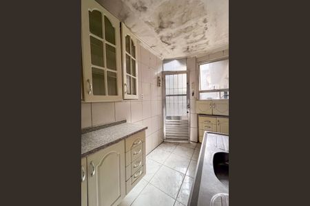 Casa à venda com 150m², 5 quartos e 3 vagasCasa 2 - Cozinha
