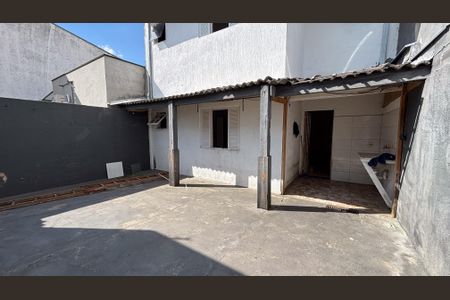 Casa para alugar com 200m², 4 quartos e 4 vagasQuintal
