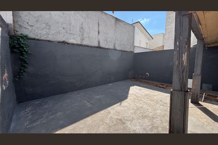 Casa para alugar com 200m², 4 quartos e 4 vagasQuintal